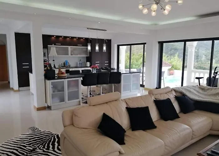 Casa Do Lago, Lagos Perto فيلة مونشيك